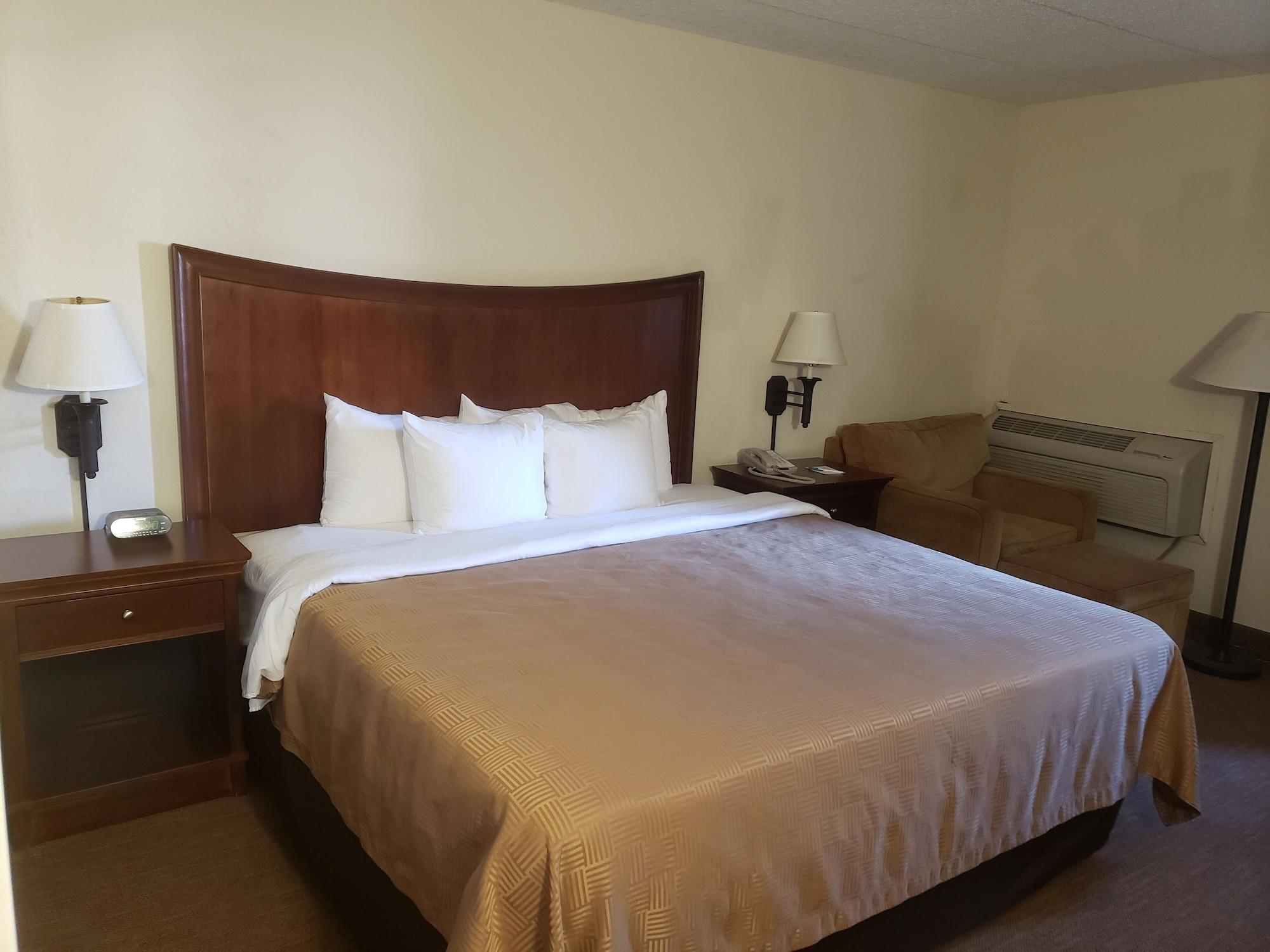 Tulsa Square Hotel Central, I-44 By Oyo المظهر الخارجي الصورة