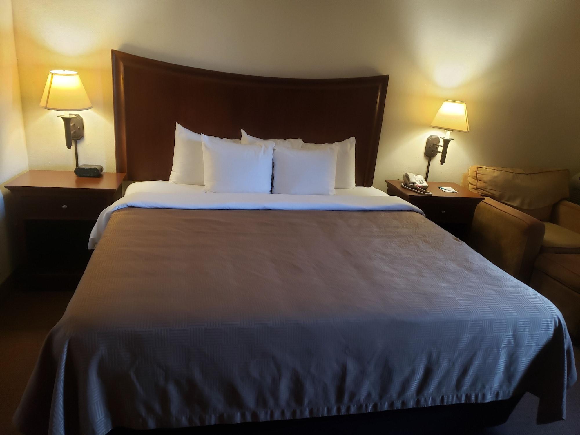 Tulsa Square Hotel Central, I-44 By Oyo المظهر الخارجي الصورة