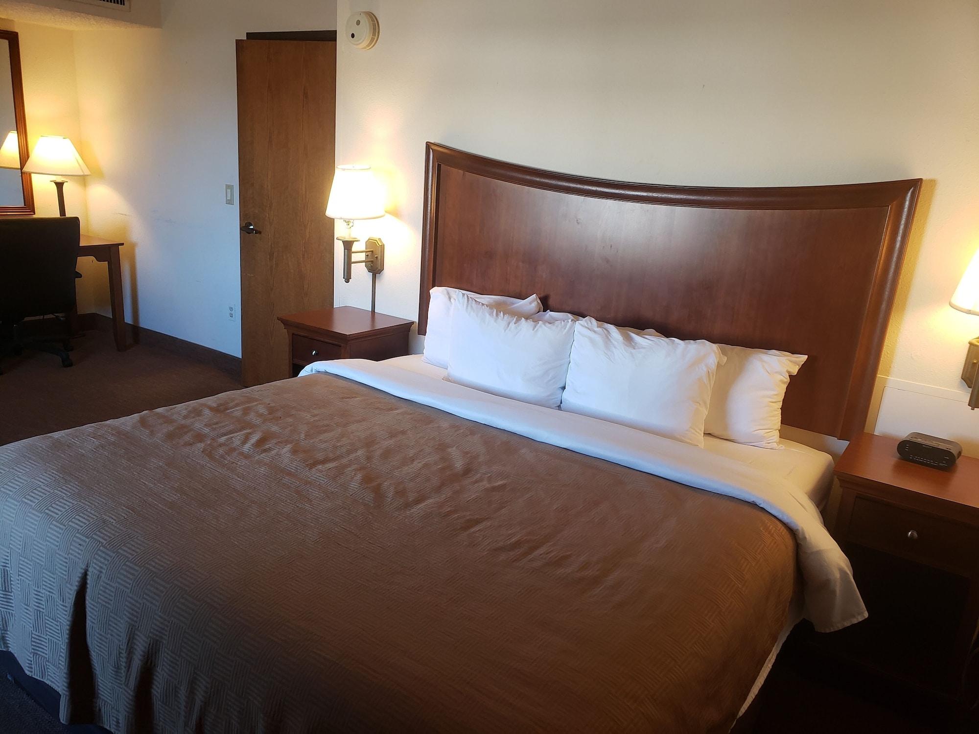 Tulsa Square Hotel Central, I-44 By Oyo المظهر الخارجي الصورة
