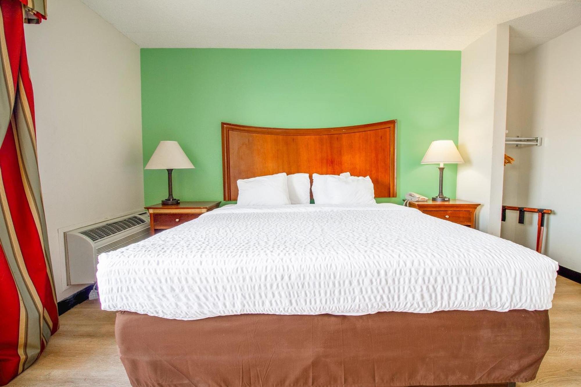 Tulsa Square Hotel Central, I-44 By Oyo المظهر الخارجي الصورة