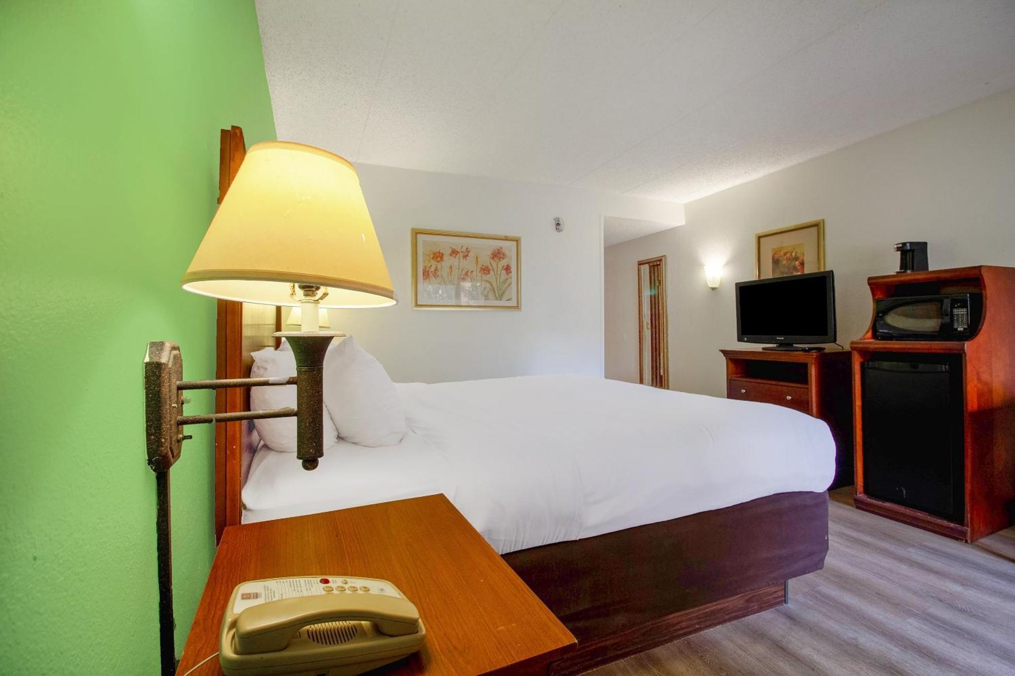 Tulsa Square Hotel Central, I-44 By Oyo المظهر الخارجي الصورة