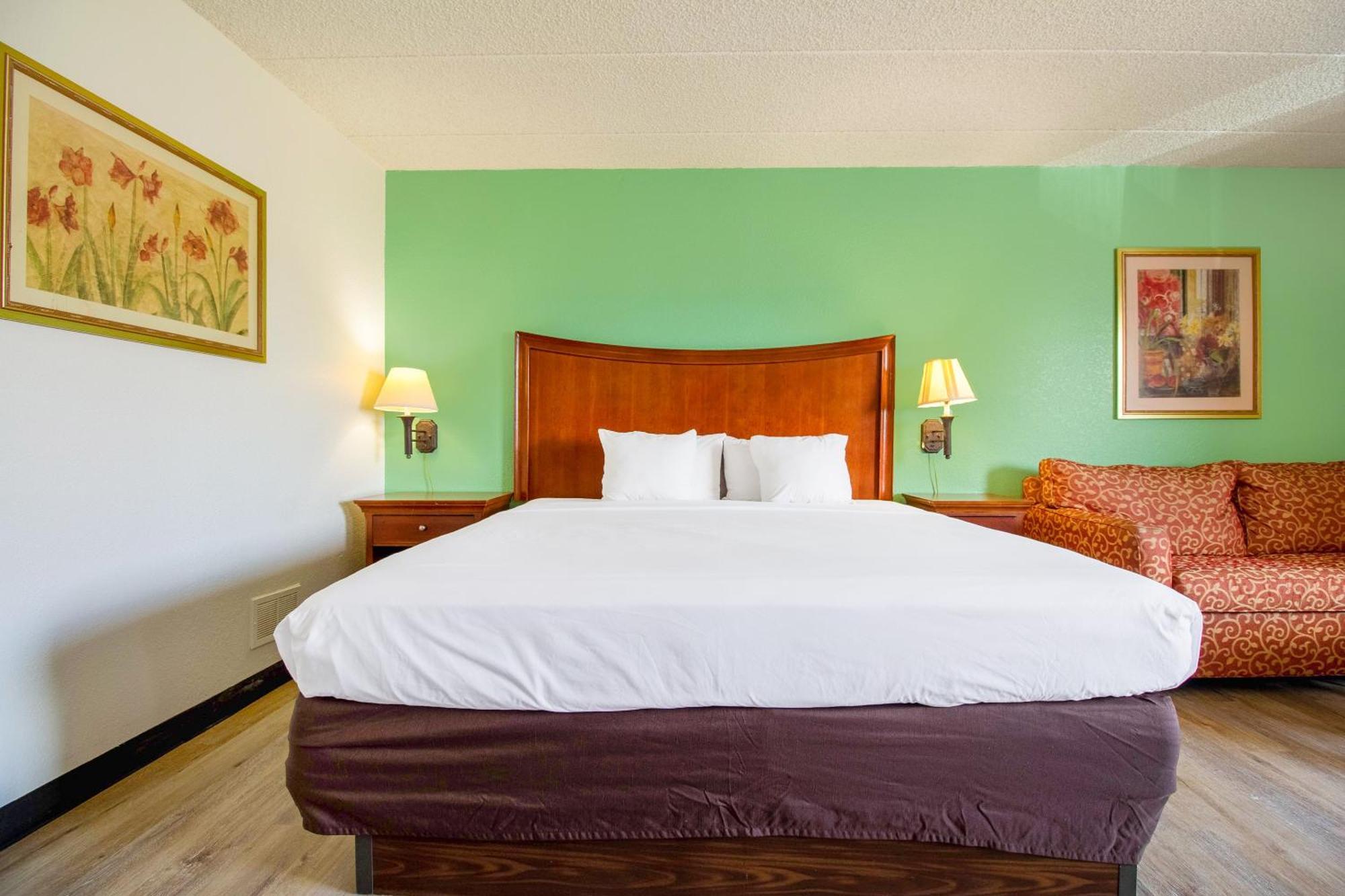Tulsa Square Hotel Central, I-44 By Oyo المظهر الخارجي الصورة