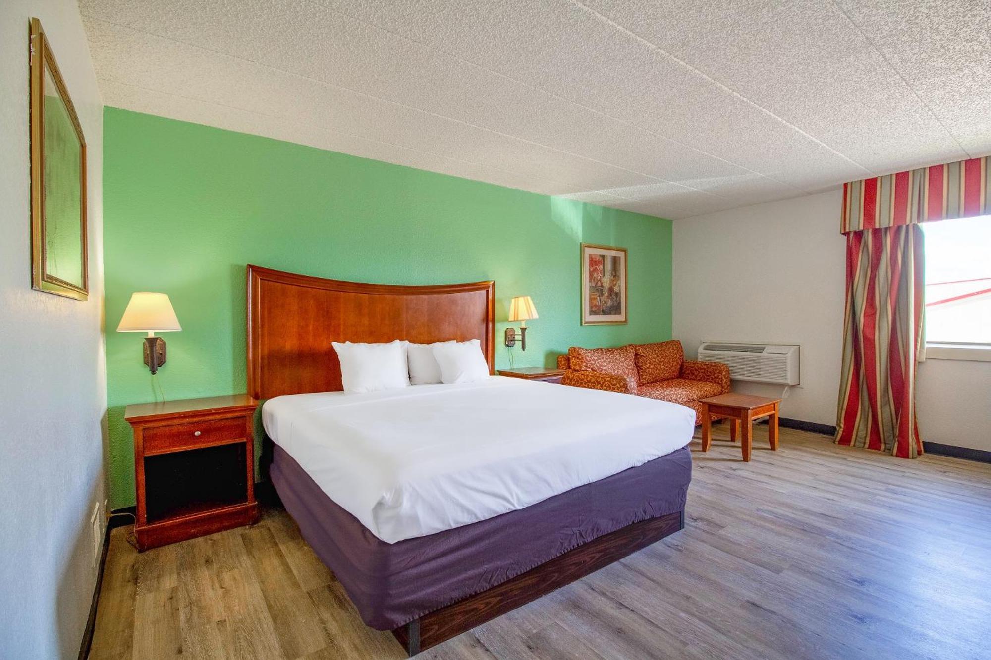 Tulsa Square Hotel Central, I-44 By Oyo المظهر الخارجي الصورة